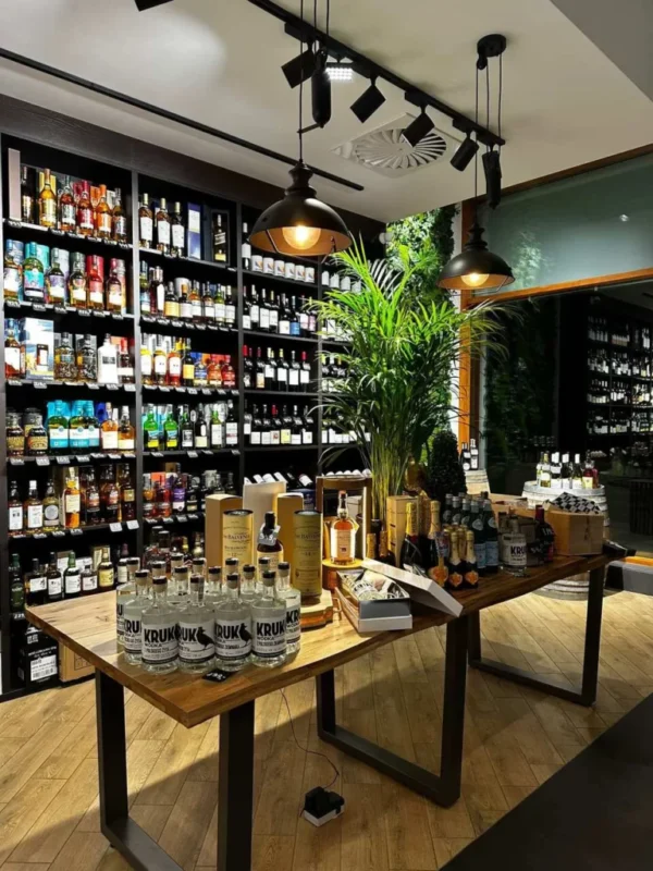 whiskyhub-full-shop-768x1024