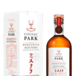 Butelka Cognac Park Mizunara 5YO 43,5% 700ml w pudełku – francuski koniak leżakowany w beczkach z japońskiego dębu mizunara, o dębowym, ziołowym i owocowym aromacie, bogatym, gładkim smaku oraz ciepłym, długim i wyrazistym finiszu.