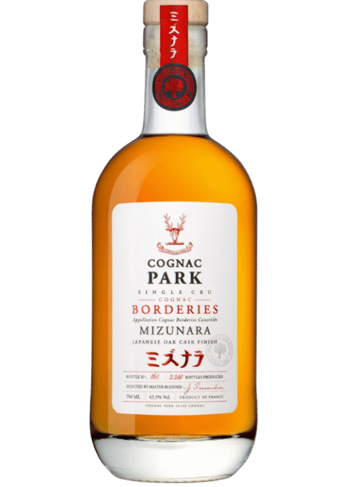 Butelka Cognac Park Mizunara 43,5% 700ml + szklanka – francuski koniak leżakowany w beczkach z japońskiego dębu mizunara, o intensywnym, dębowym i przyprawowym aromacie, gładkim i pełnym smaku oraz długim, korzennym i złożonym finiszu.