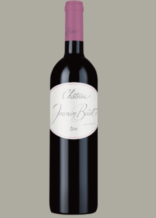 Butelka Château Joanin Becot ’18 0,75L – francuskie czerwone wino z Bordeaux o korzennym i owocowym charakterze, z nutami czarnych jagód i dębu.