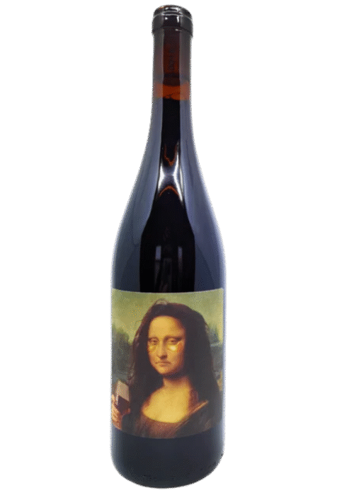 Butelka Dom Bliskowice Monday Lisa 0,75L – polskie czerwone wino z regionu Mazury, o delikatnym korzennym i ziołowym charakterze.