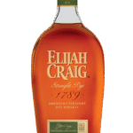 Butelka Elijah Craig Straight Rye Whiskey 47% 0,7L – amerykańska żytnia whiskey o korzennym, ostrym i pikantnym aromacie oraz delikatnym, gładkim smaku z drewnianym i leśnym finiszem