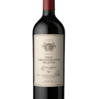 Butelka Escorihuela Gascon President Blend 0,75L – argentyńskie czerwone wino z regionu Mendoza, o korzennym, ziemistym i owocowym charakterze.