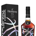 Limitowany koniak Hennessy VS NBA 0,7L w ozdobnym pudełku – współpraca z ligą NBA, Francja