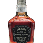Butelka Jack Daniel’s Single Barrel 0,7L 45% – amerykański bourbon o delikatnym, gładkim i łagodnym aromacie oraz bogatym, intensywnym smaku z korzennym, ostrym i pikantnym finiszem