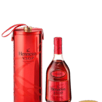 KONIAK HENNESSY VSOP HOLIDAYS 2022 40% 0,7L KRT + PODKLADKI