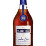Butelka Martell Cordon Bleu 0,7L – wyrafinowany francuski koniak z regionu Cognac o delikatnym, orzechowym i owocowym aromacie oraz bogatym, słodkim finiszu