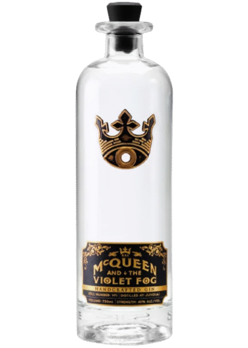 Butelka Mc Queen and the Violet Fog Gin 41% 700ml – brazylijski gin z São Paulo o kwiatowym, owocowym i ziołowym aromacie, z gładkim, owocowym smakiem i krótkim, ziołowo-owocowym finiszem.