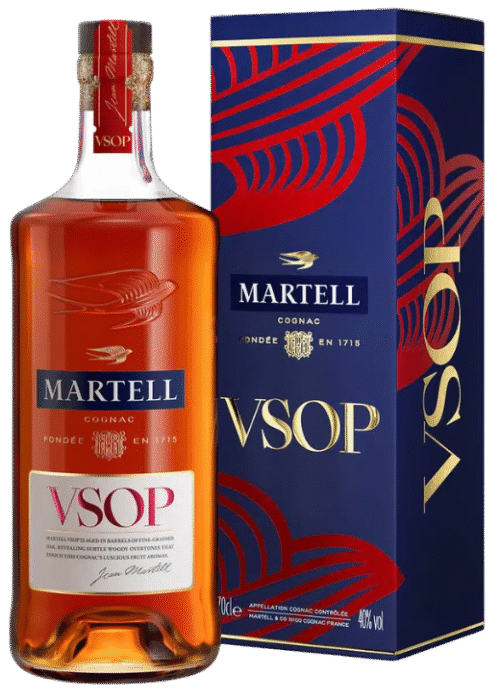 Butelka Martell VSOP 0,7L – francuski koniak z regionu Cognac o delikatnym, kwiatowym i owocowym aromacie oraz gładkim, wytrawnym smaku