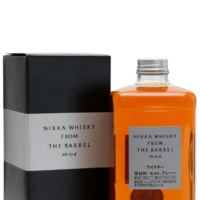 Nikka Whisky From The Barrel 0.5L 51.4% – japońska whisky o bogatym, korzennym i owocowym profilu z długim finiszem
