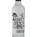 Butelka Two Trees Dry Gin 43,3% 700ml – irlandzki gin z West Cork o cytrusowym, jałowcowym i ziołowym aromacie, z delikatnym, gładkim i ziołowym smakiem oraz cytrusowym, czystym, ziołowym finiszem.