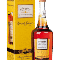Butelka Calvados Boulard Grand Solage 0,7L – francuski calvados o jabłkowym aromacie i bogatym smaku