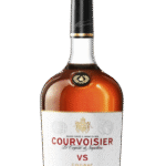 Butelka Courvoisier VS 0,7L – klasyczny koniak o aromacie kwiatów i owoców, z bogatym, harmonijnym smakiem i intensywnym finiszem.