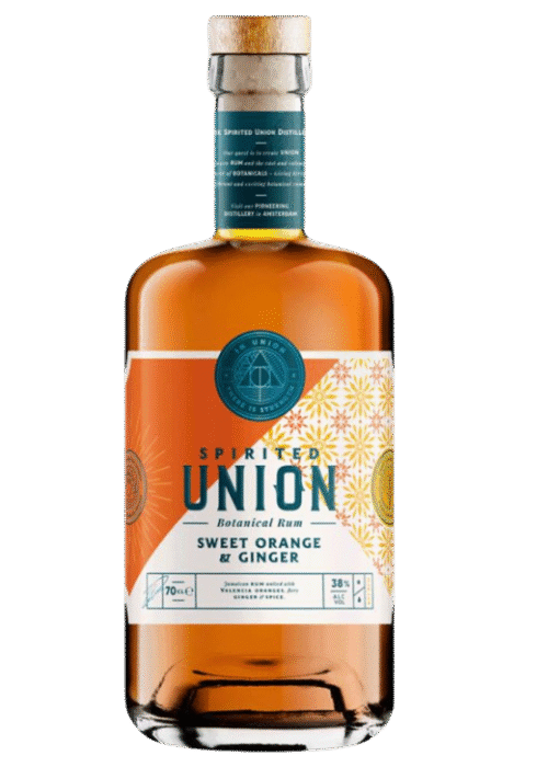 Union Sweet Orange Ginger 0.7L – egzotyczny rum o pomarańczowo-imbirowym aromacie, doskonały na orzeźwiające koktajle i chwile relaksu.