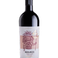 Butelka wina Maso di Mezzo Teroldego Rotaliano 0,75L – czerwone wytrawne wino z Trydentu o aromacie porzeczek, przypraw i ziół.