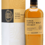 Butelka Nikka Coffey Malt Whisky 0,7L – japońska whisky z destylacji kolumnowej o owocowym aromacie, waniliowo-toffi smaku i długim, pełnym finiszu.