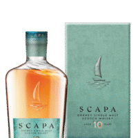 Butelka Scapa 10YO 0,7L – szkocka whisky single malt z Orkadów o morskim aromacie, waniliowo-owocowym smaku i słodowo-dymnym finiszu.